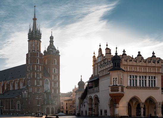 Main square i staden Krakow i Polen